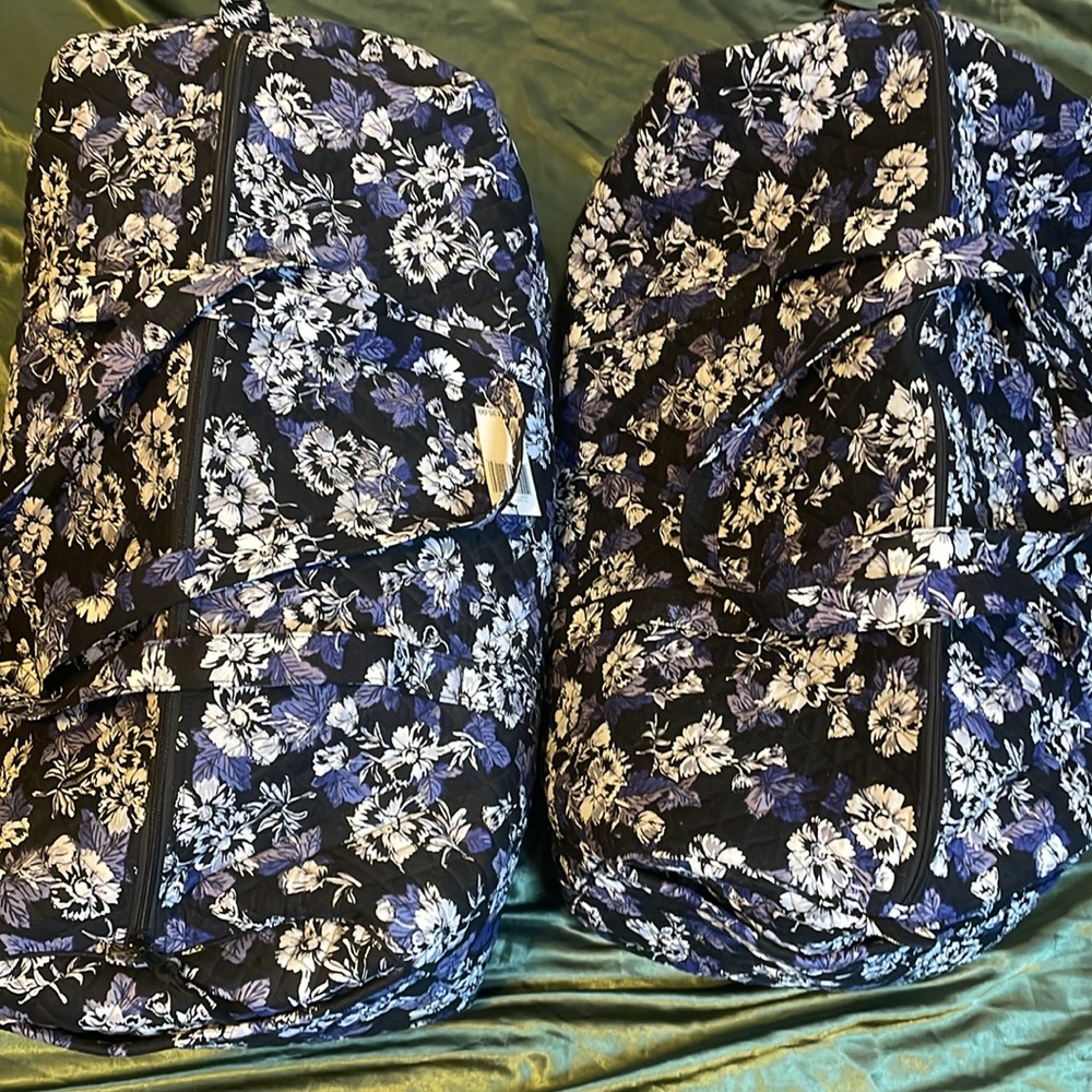 Vera Bradley duffel bag - Picture 8 of 8